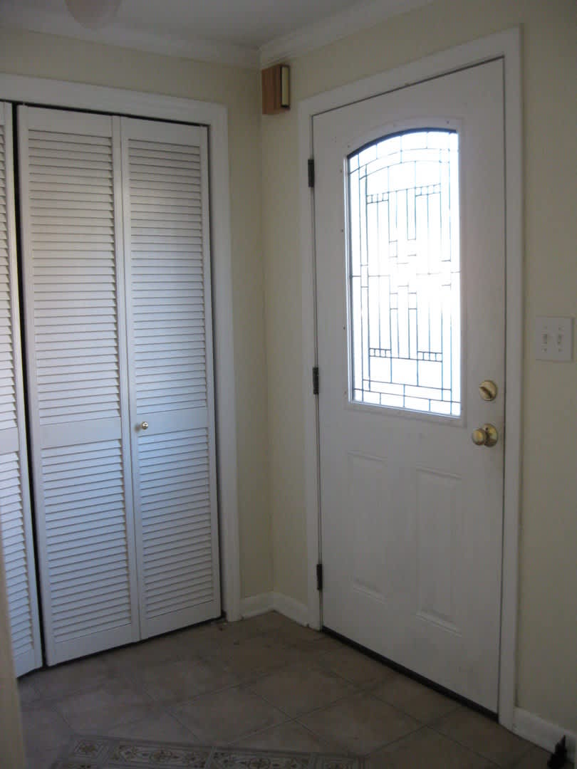 Lovely 2 BR home with Bonus Room – photo 2
