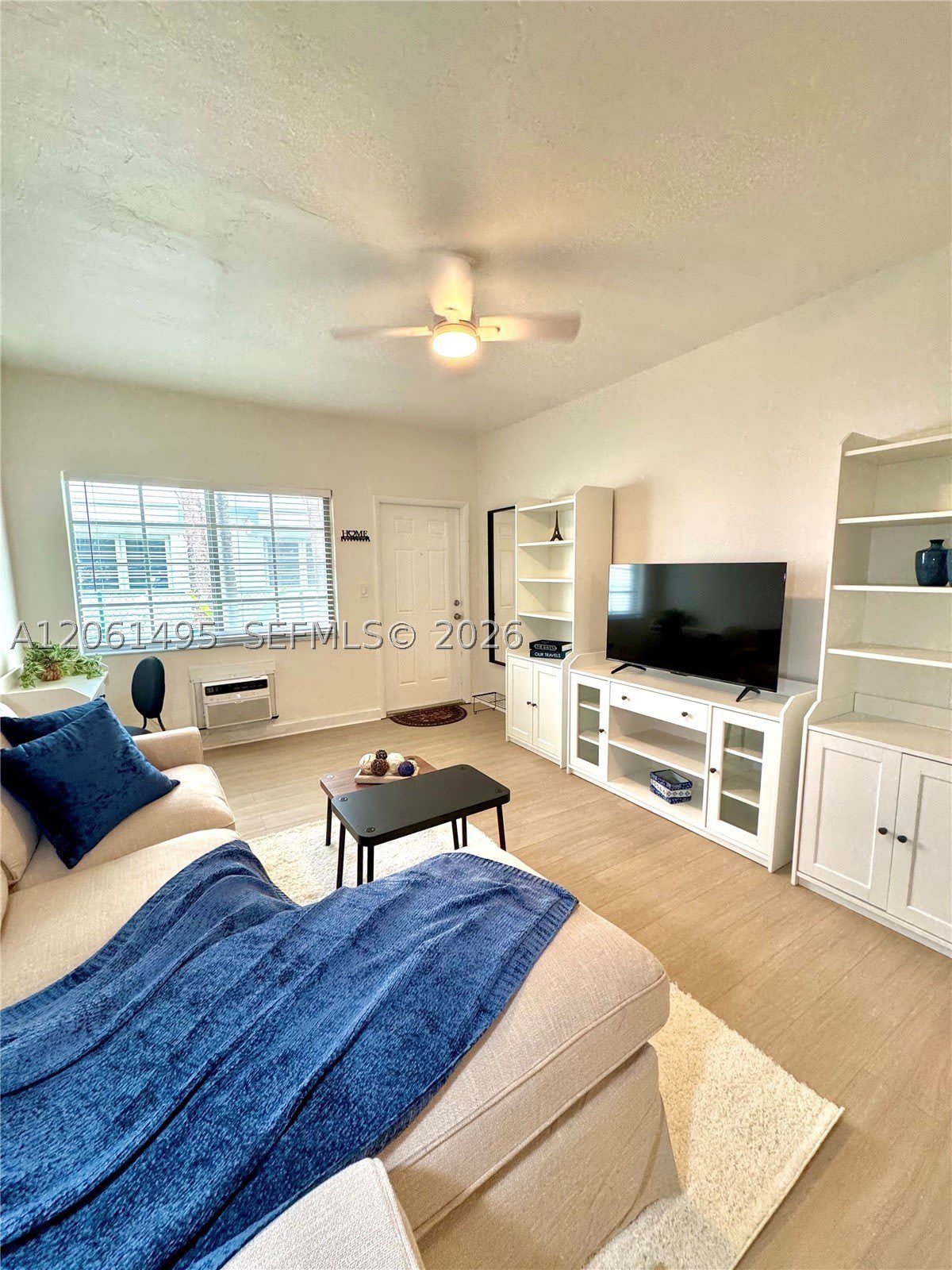 1561 Lenox Ave – photo 5