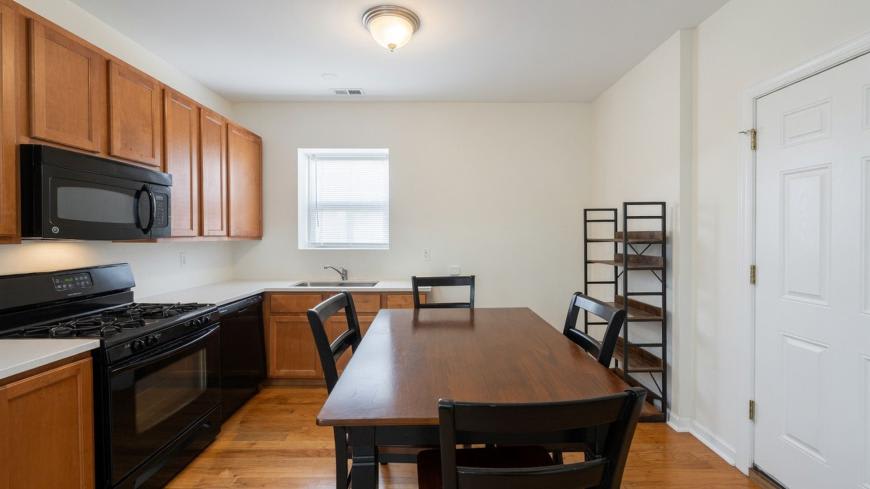 3354 W Wilson – photo 3