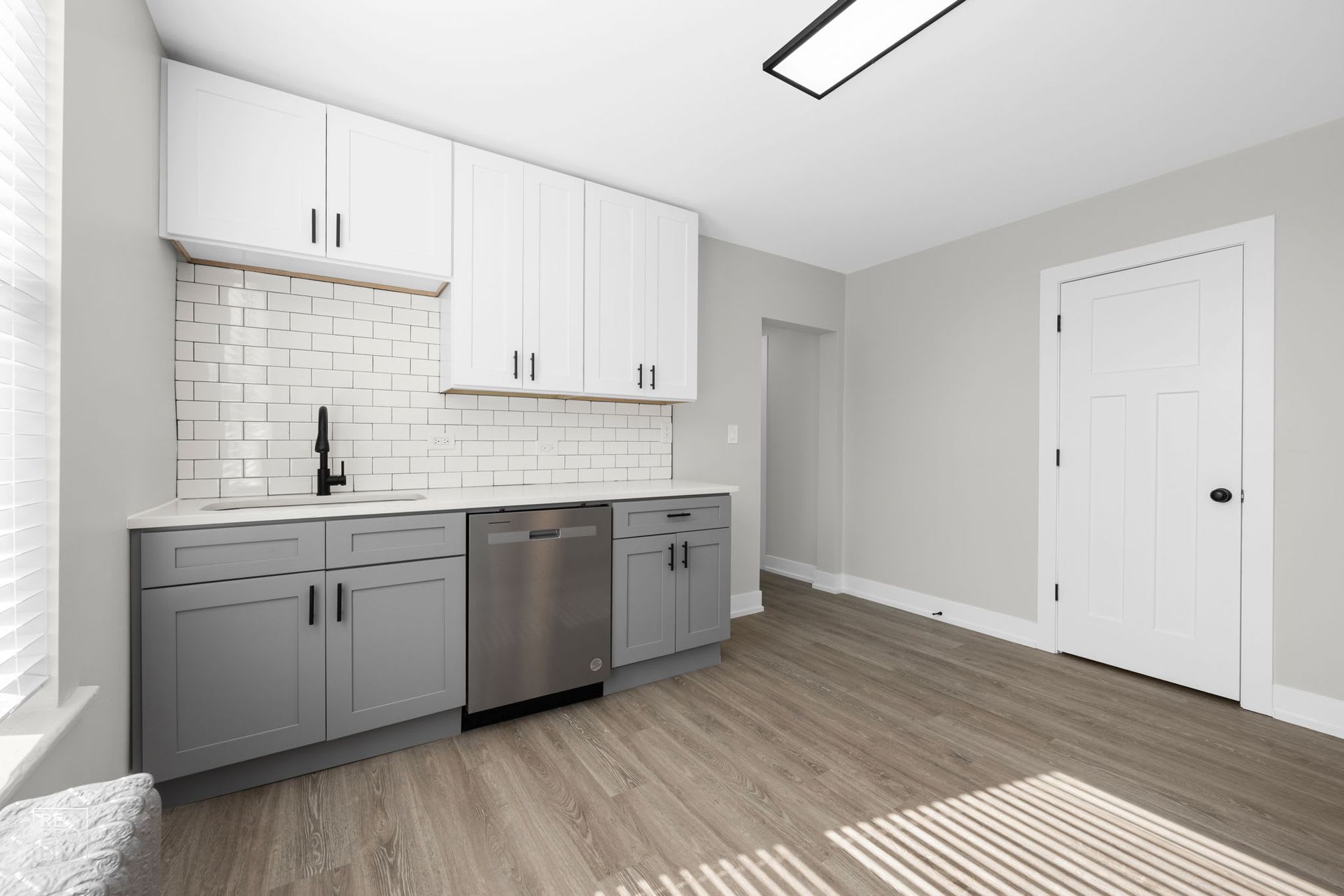 447 N Austin – photo 4