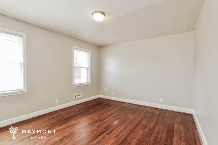 2804 Oakland Avenue – photo 5