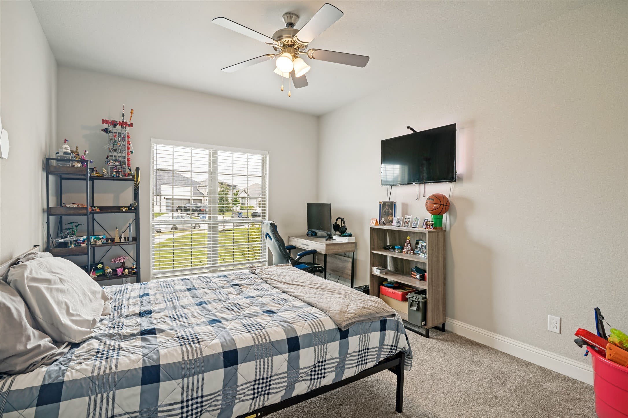 439 Cyprus Grove – photo 4