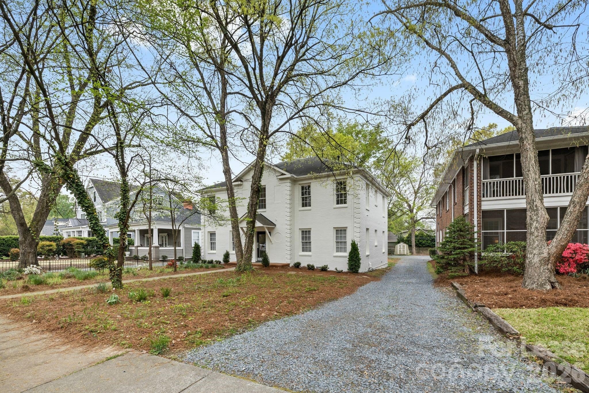 2112 Crescent Avenue – photo 4