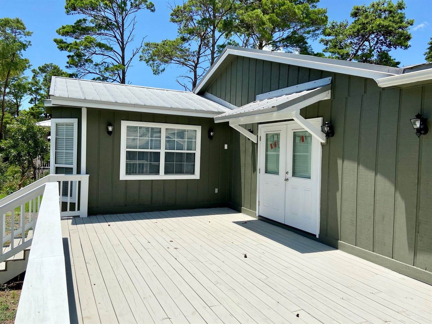 30A Coastal Retreat Rental —Walk to the Beach! – photo 2