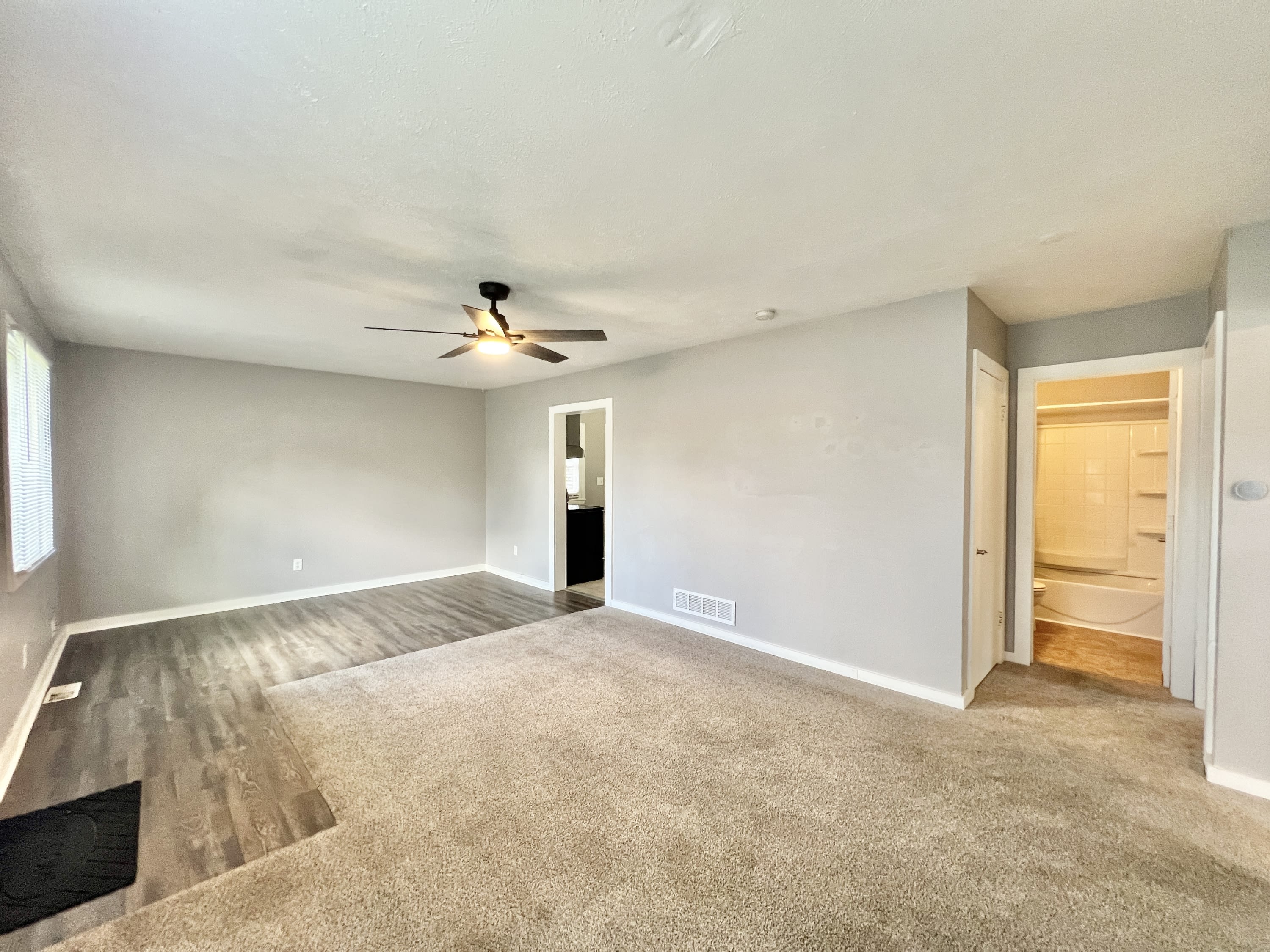 1325 East Broad Street – photo 2
