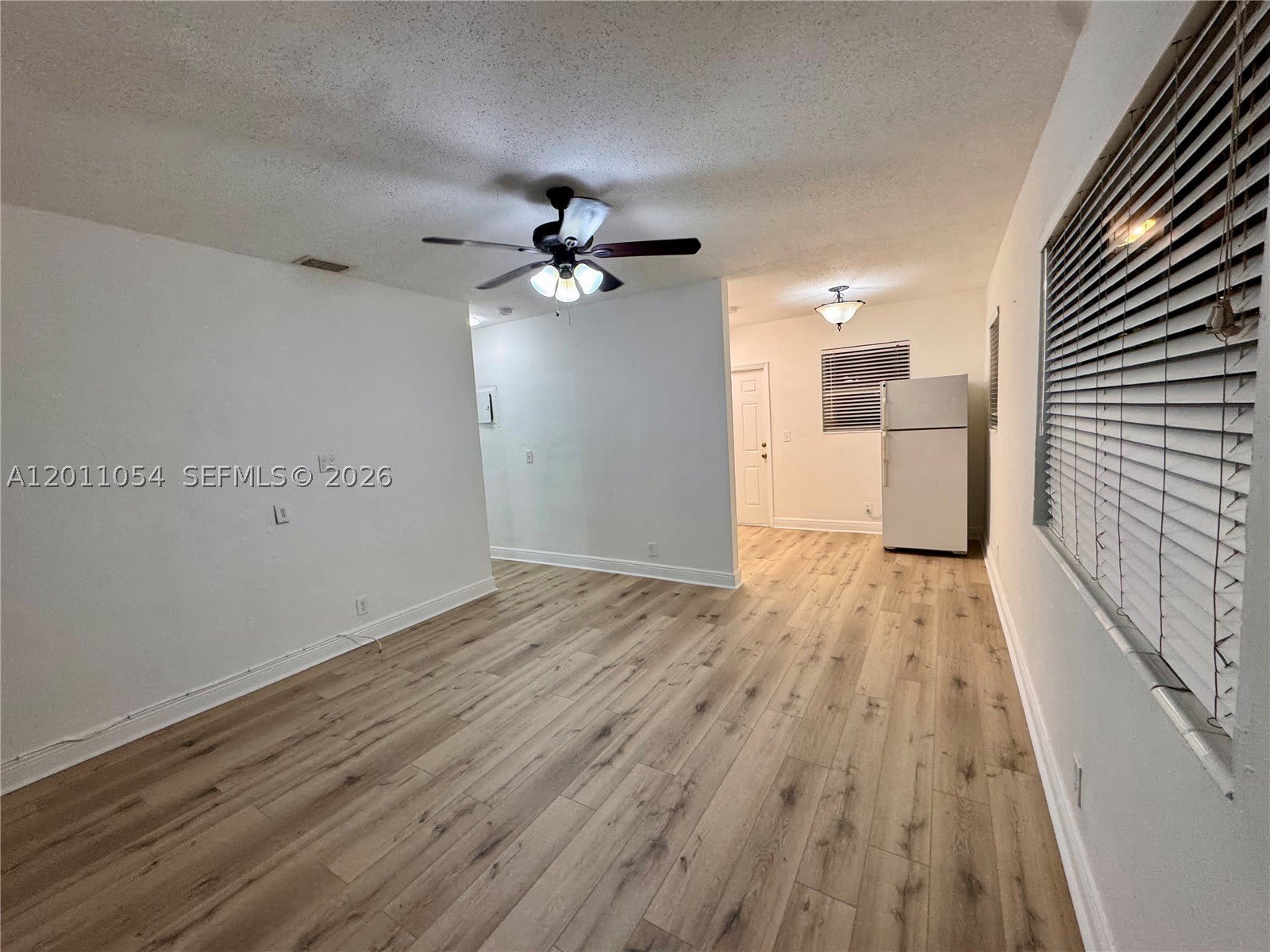 2240 NE 171st St – photo 2
