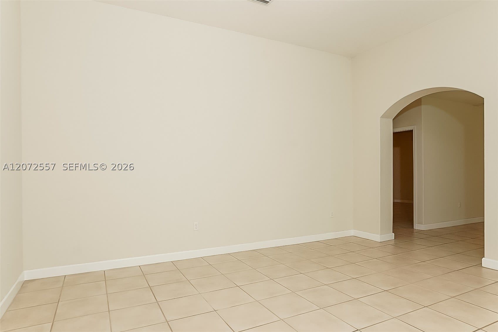 1246 SW 146th Ct – photo 4