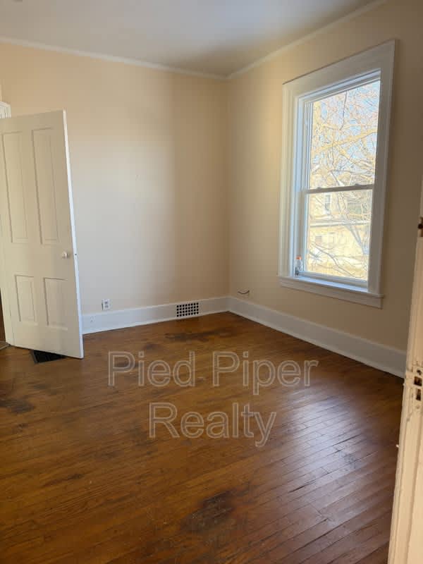 406 E Prospect Terr – photo 5