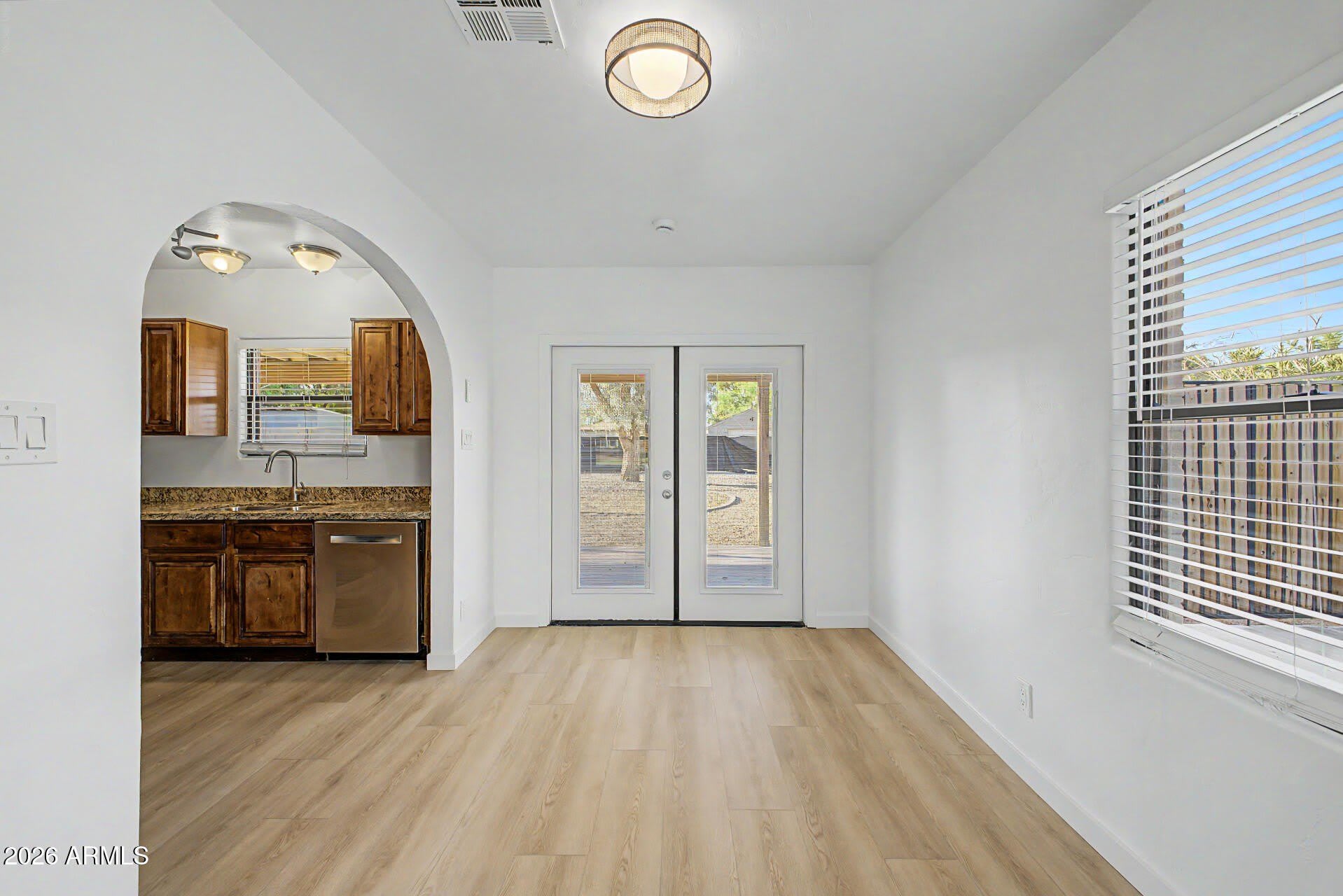 156 W Highland Avenue – photo 3