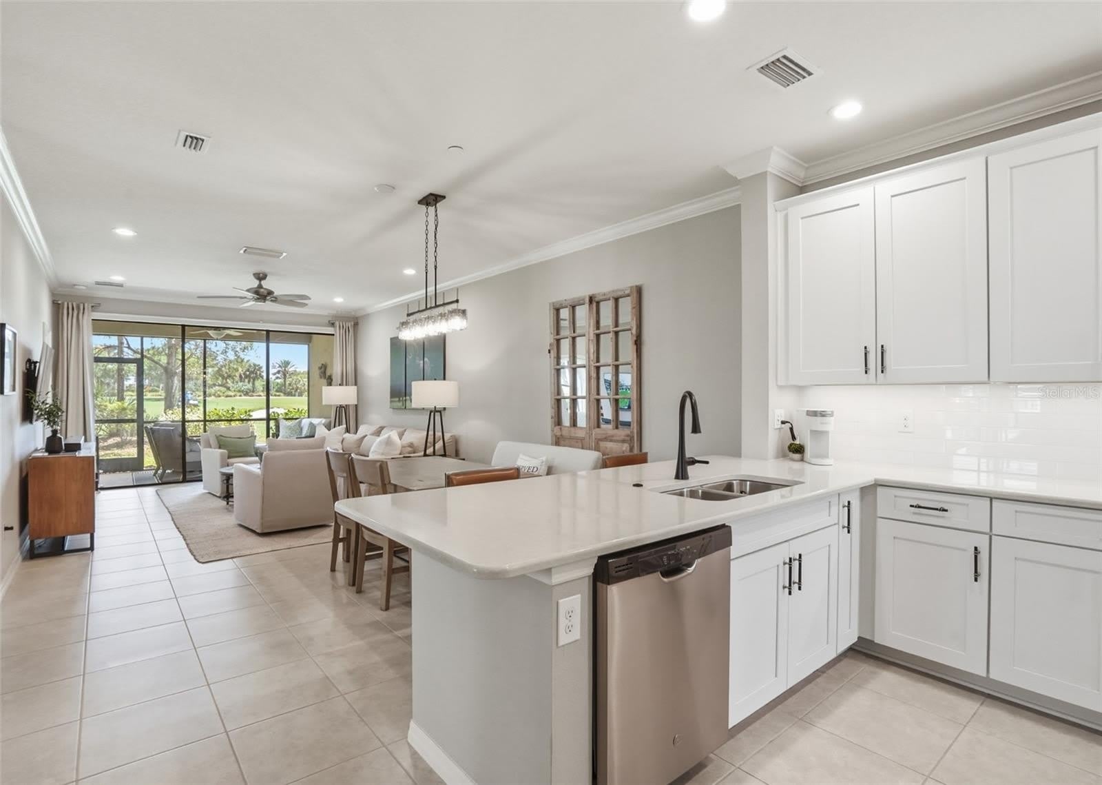 12720 SORRENTO Way – photo 4