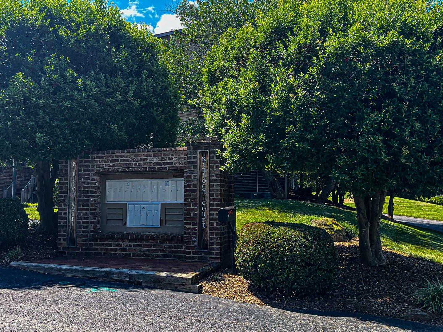 Beautiful 3 Story 2 Bedroom 2 1 2 Bathroom Townhome In Winston Salem – photo 3