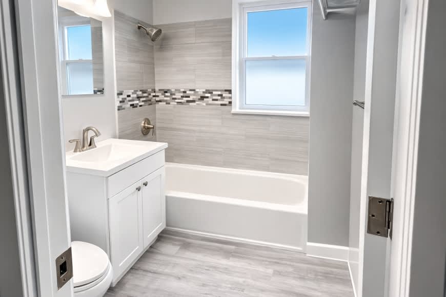 843 E Marquette Rd – photo 4