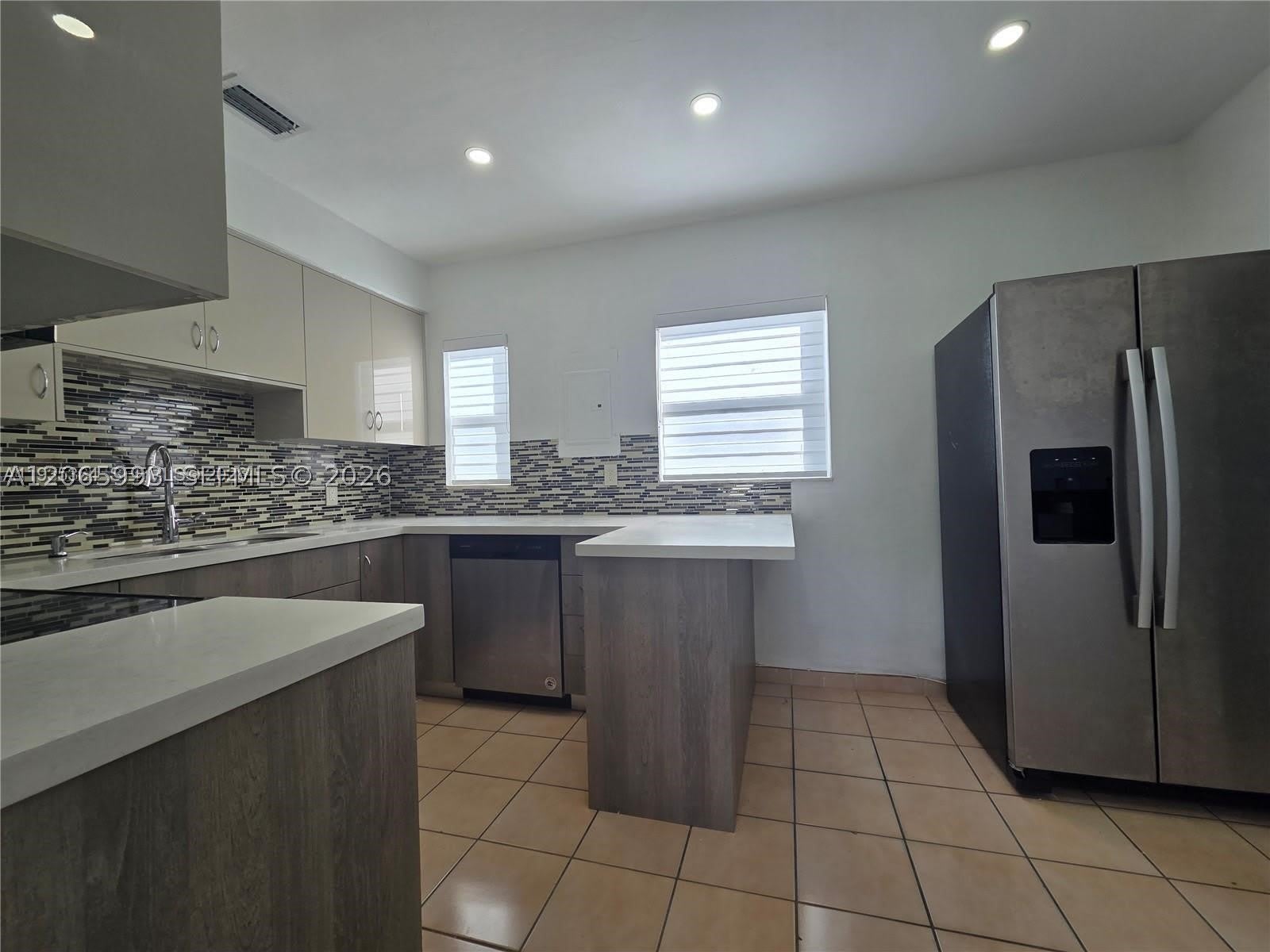 6240 Sw 21St St Upstairs – photo 3