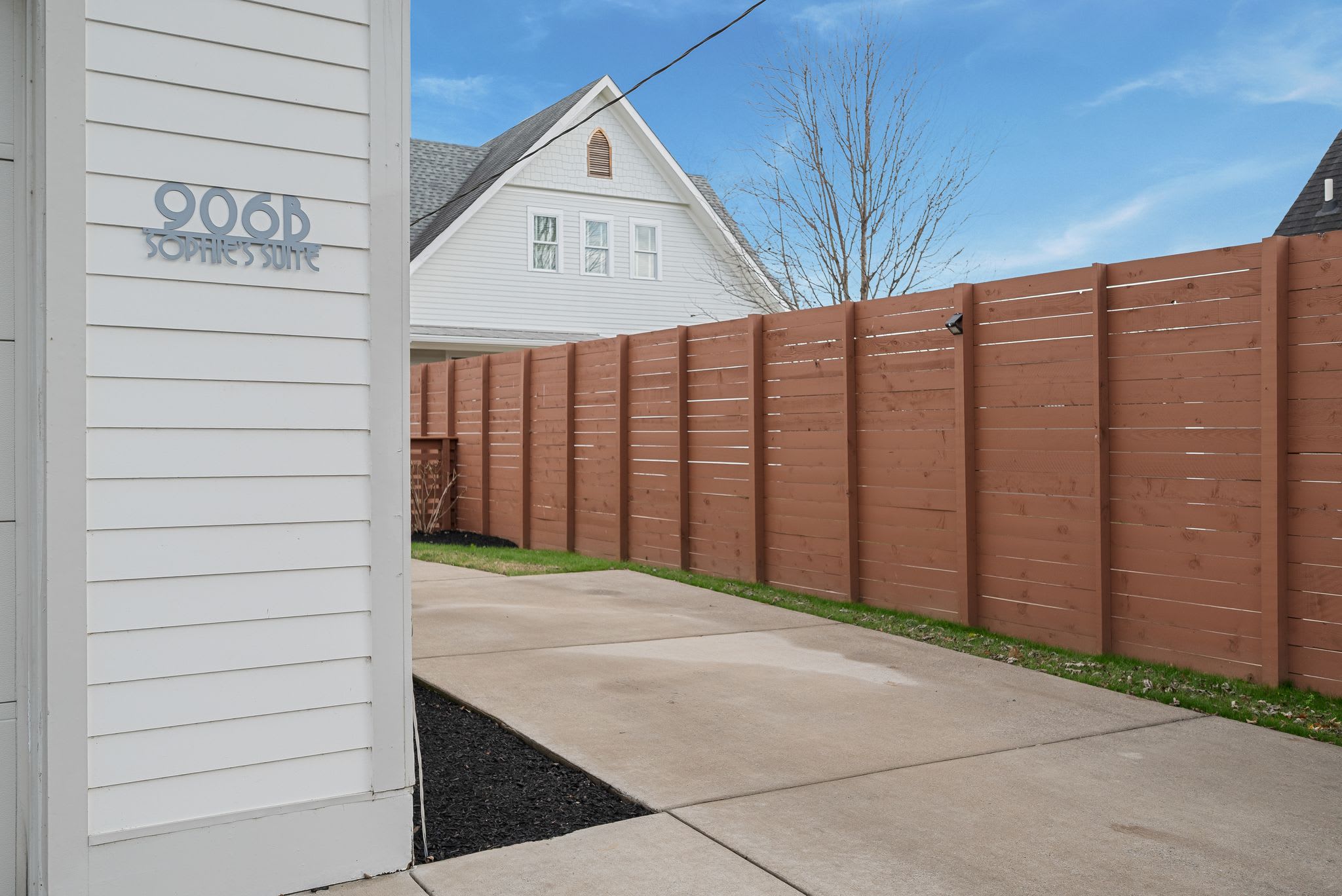 906 N 5th Street, Unit B – photo 1