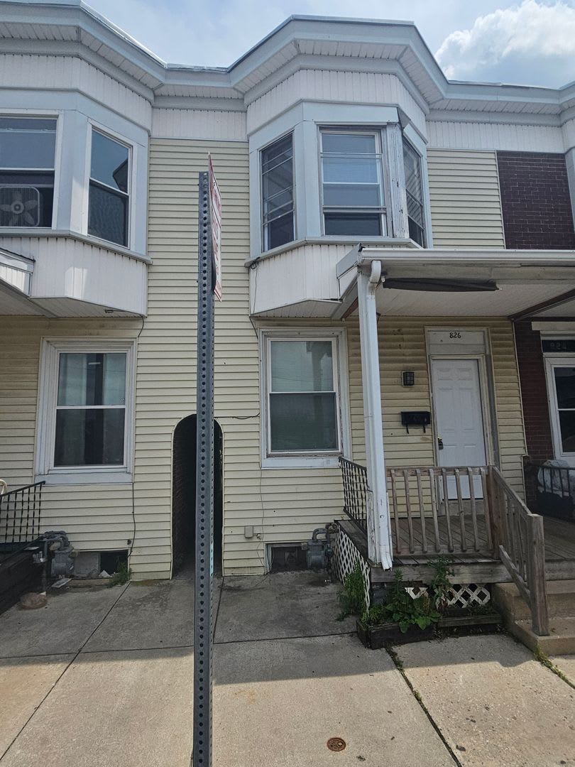 AVAILABLE FOR NOW!! 3BR/1BA!! – photo 2