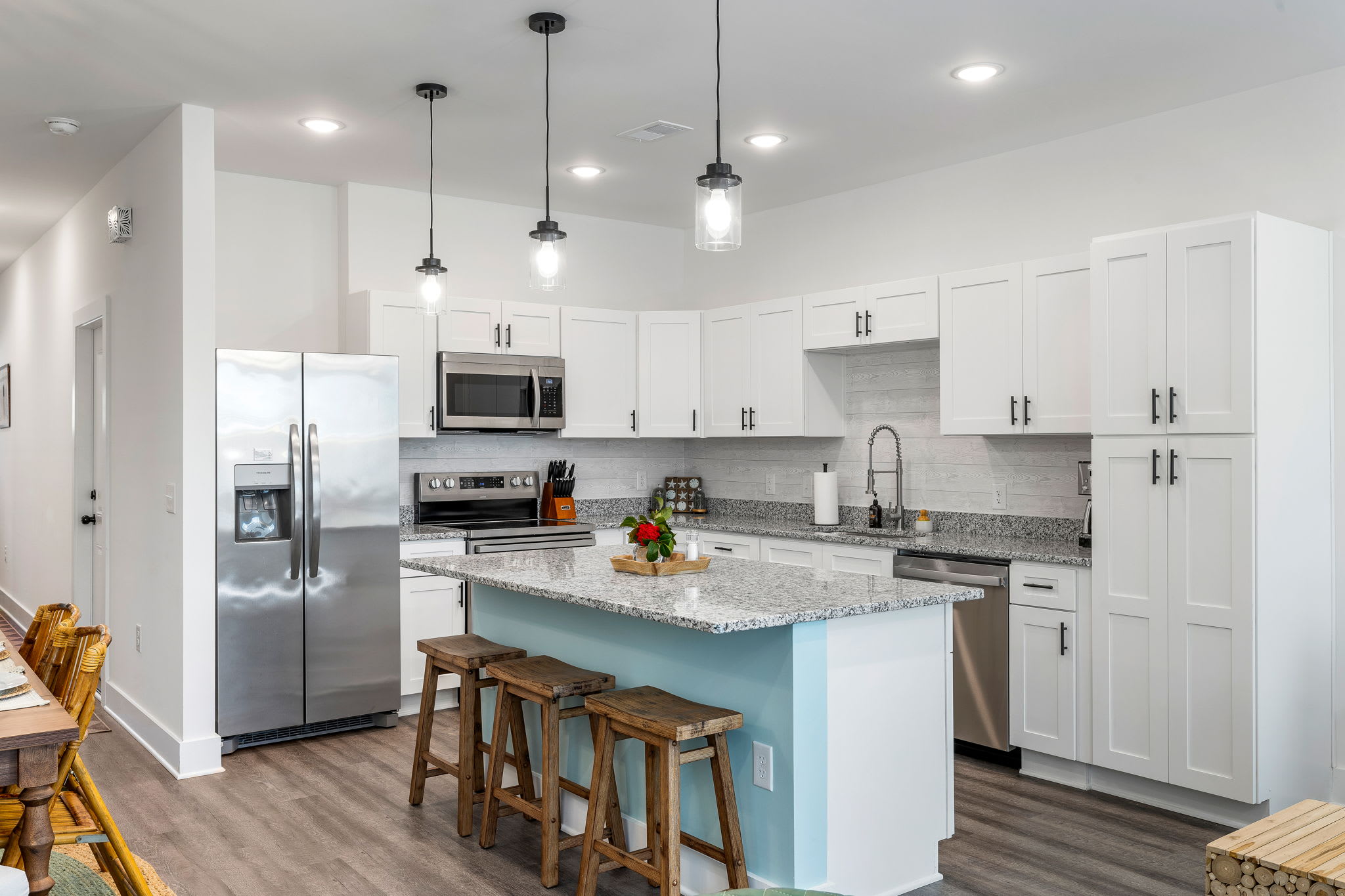 4231 Barnwell Avenue – photo 4