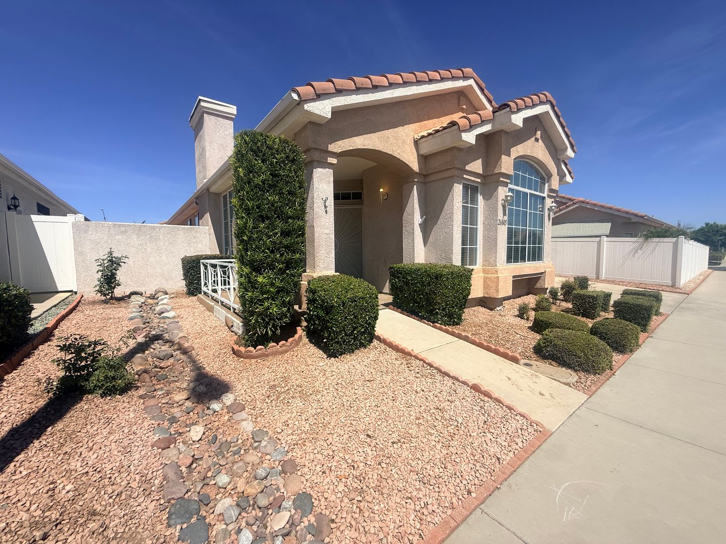 A wonderful opportunity for anyone looking for a spacious, comfortable home in a peaceful 55+ community! – photo 3