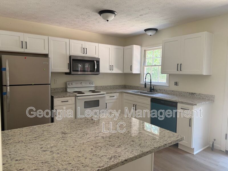 208 Highland Park Drive – photo 1