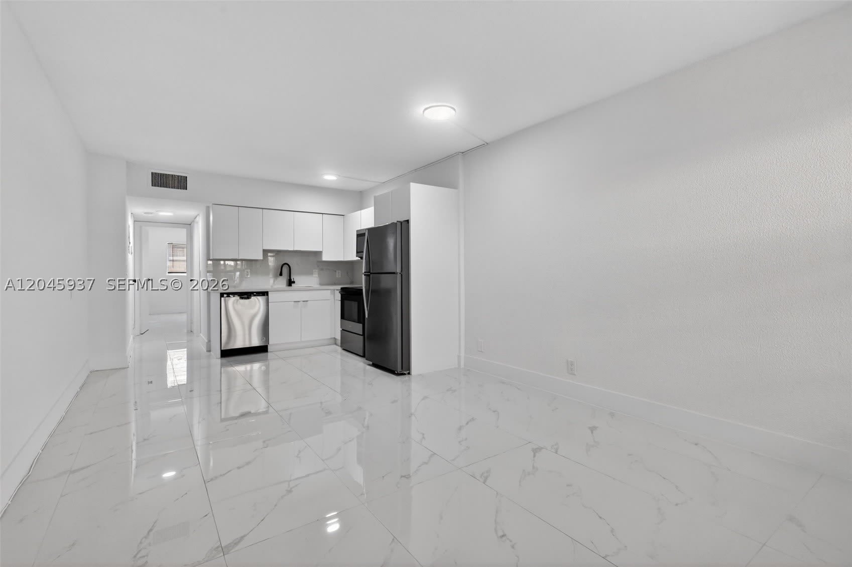 1740 Funston ST – photo 5