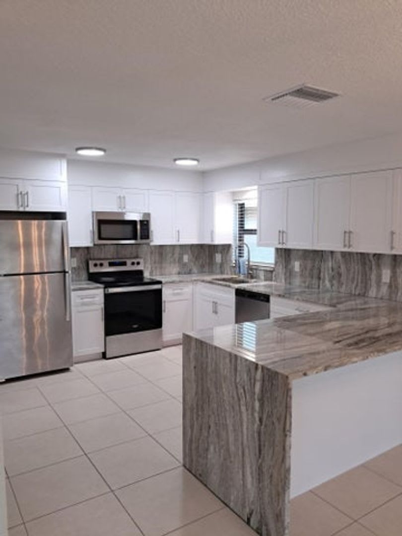 9321 NW 43RD Manor S, Sunrise, FL 33351 – photo 1