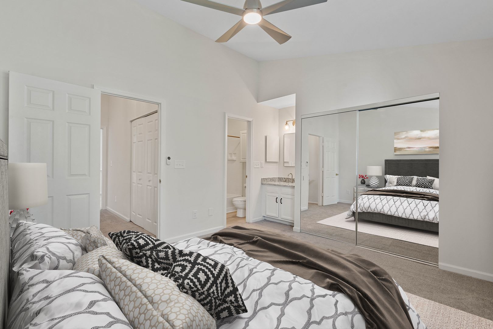Raintree Country Club Townhome for Rent – photo 3