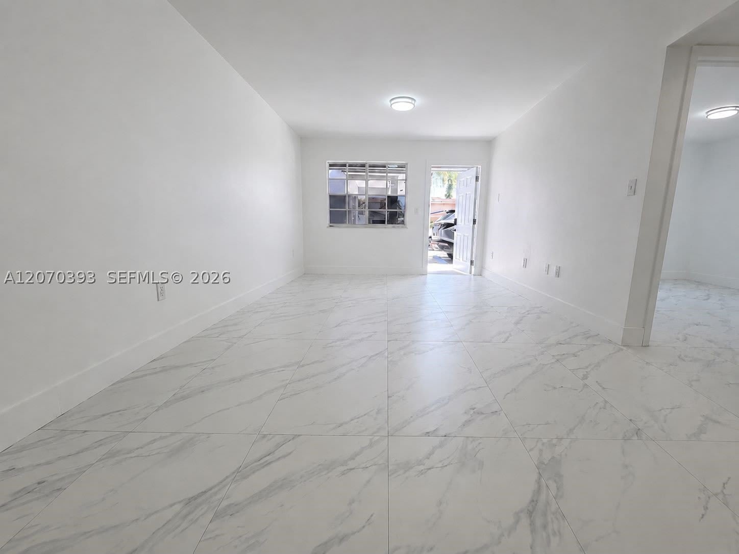 1270 W 42nd St – photo 4