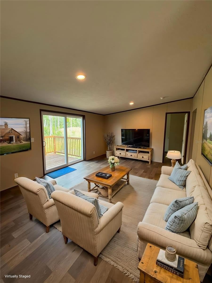 4246 La Salle Avenue – photo 4