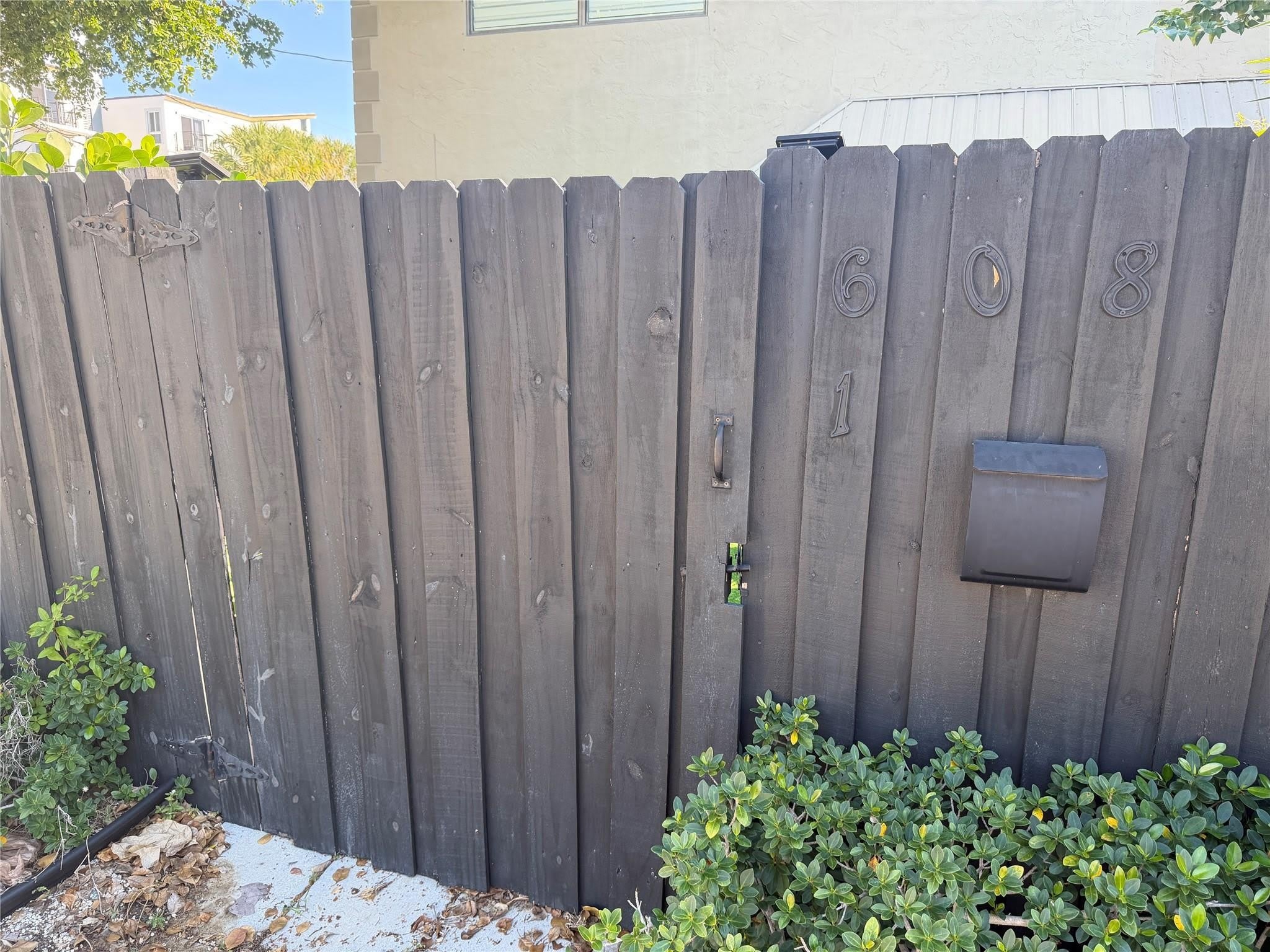 608 NE 29th Drive – photo 5