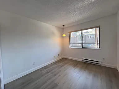 1175 Harrington Place Northeast – photo 3
