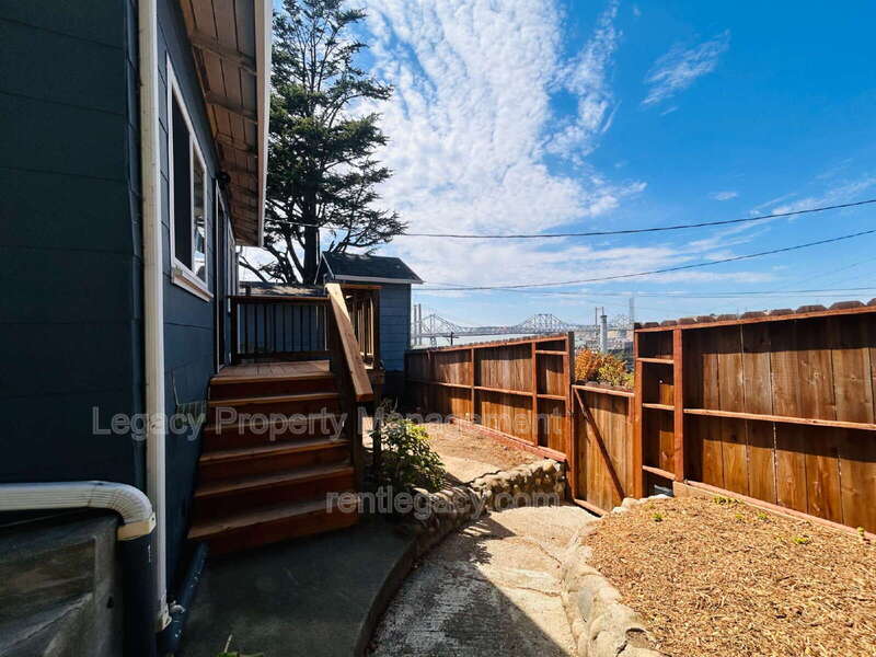 653 Alhambra Street – photo 3