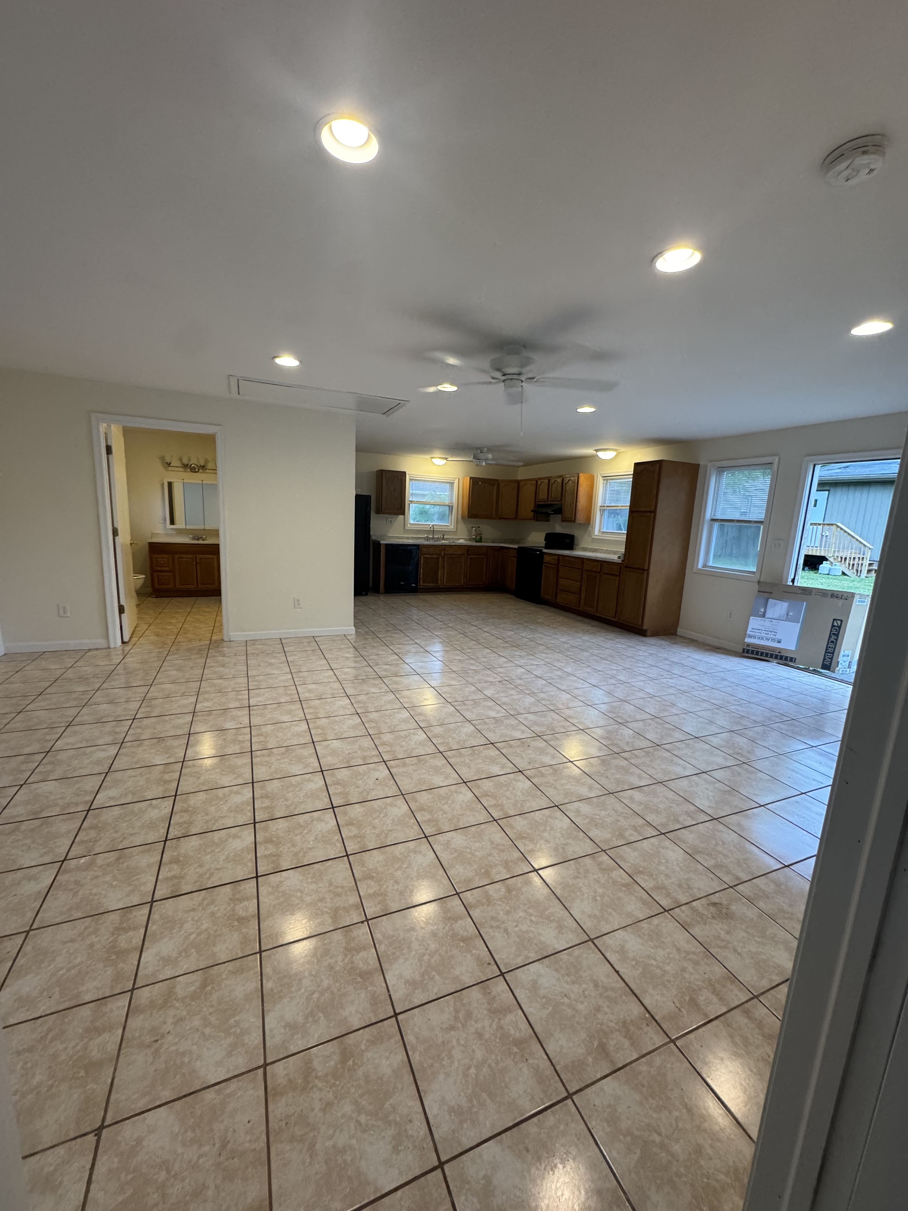 76 Broad St – photo 5