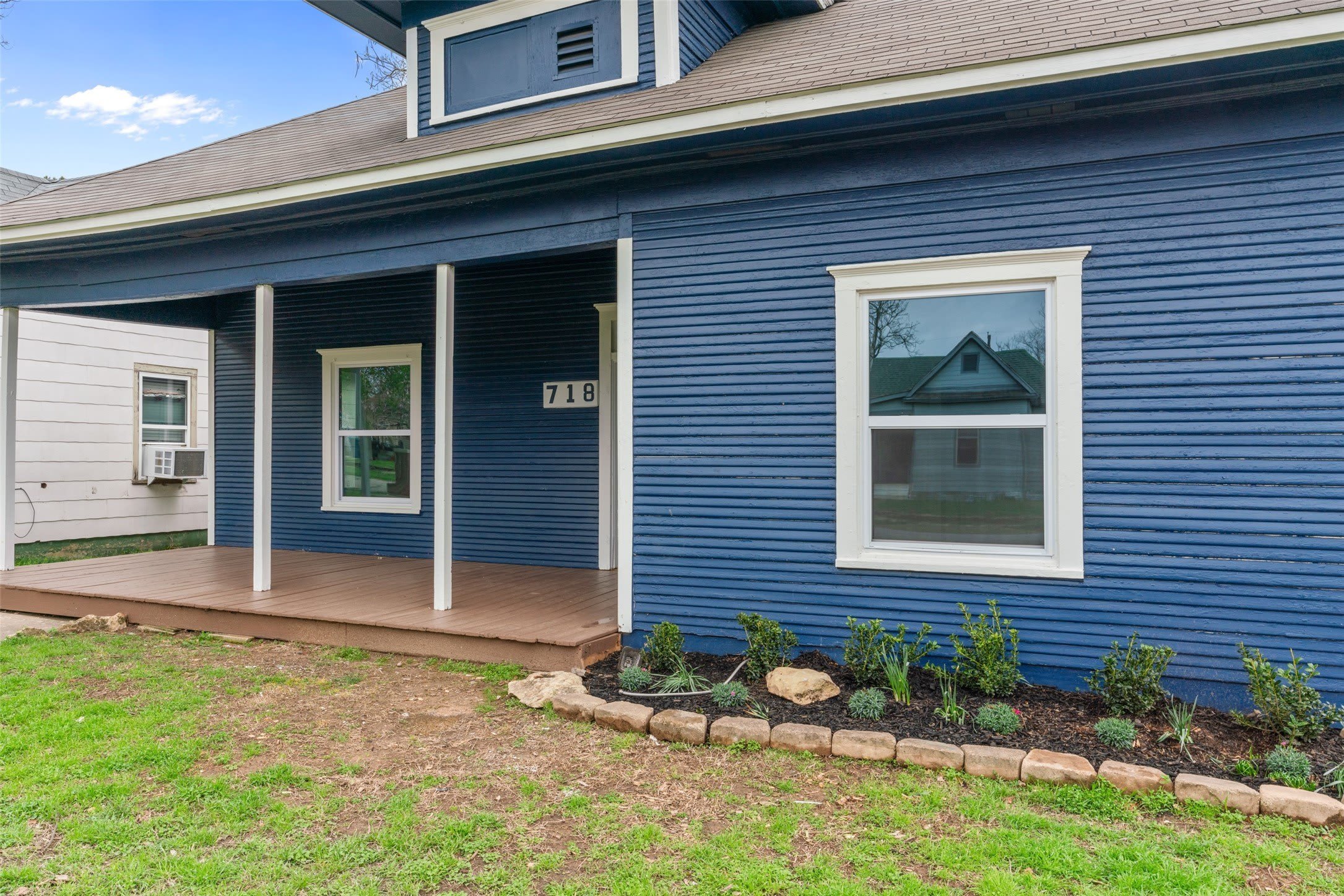 718 W Monterey Street – photo 5