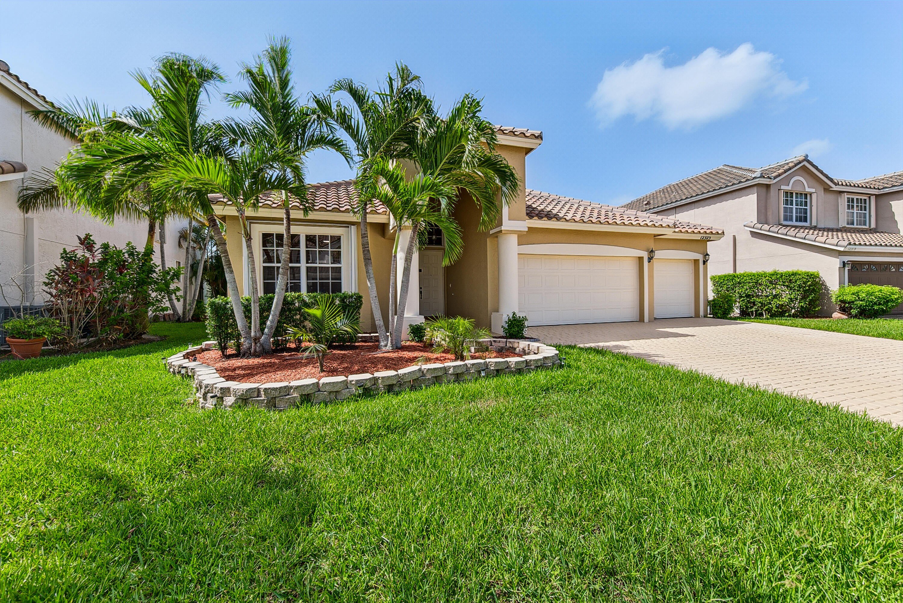 12325 Cascades Pointe Drive – photo 1