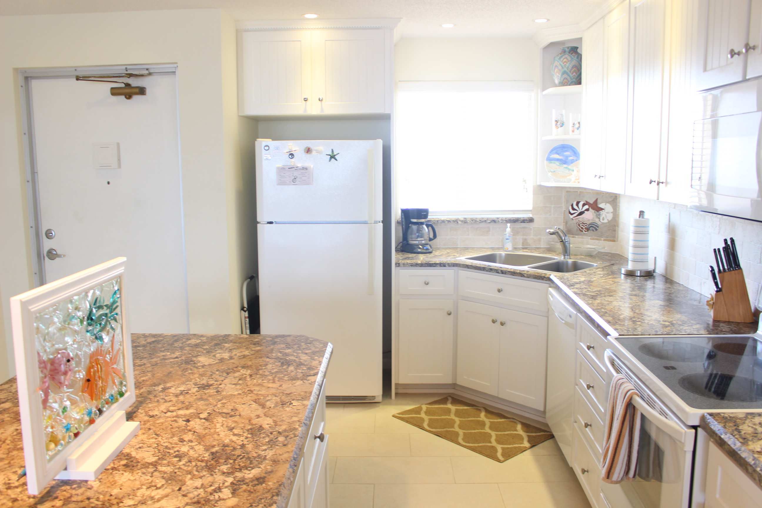 601 N Atlantic Ave Apt 408 – photo 3