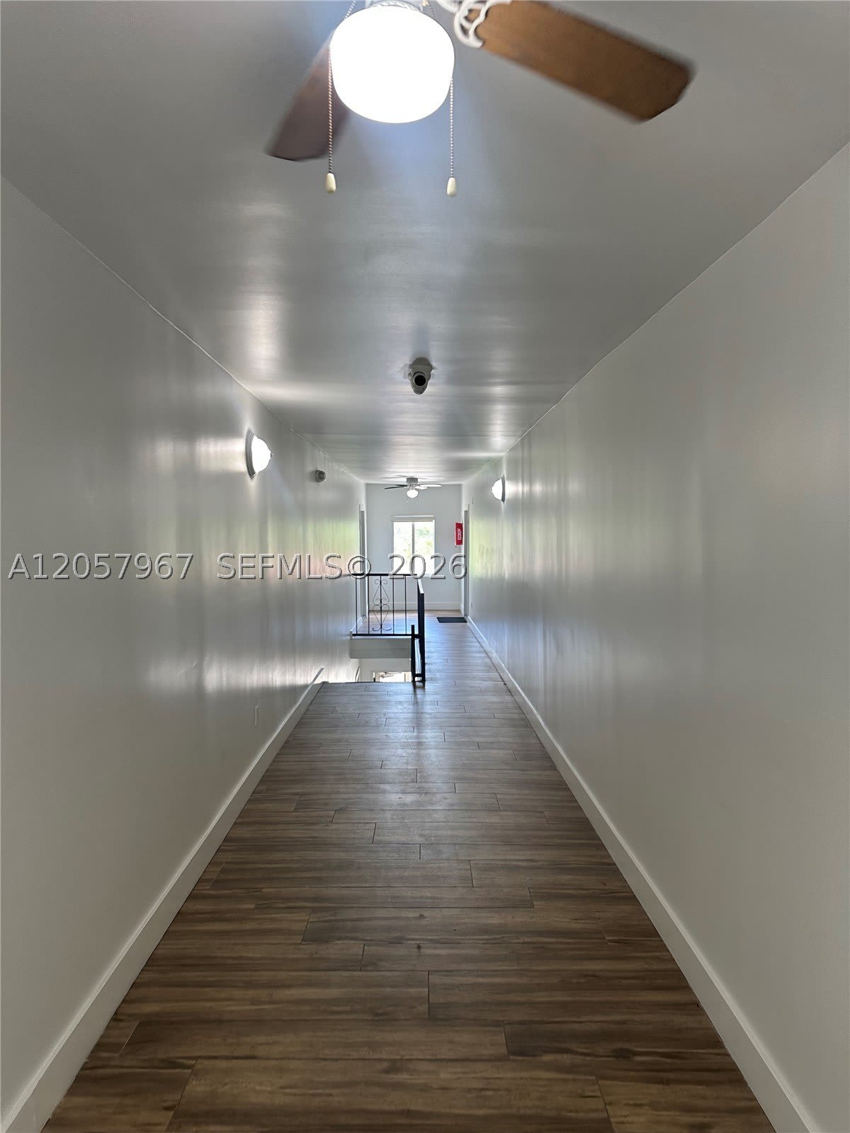 2500 NE 192nd St – photo 4