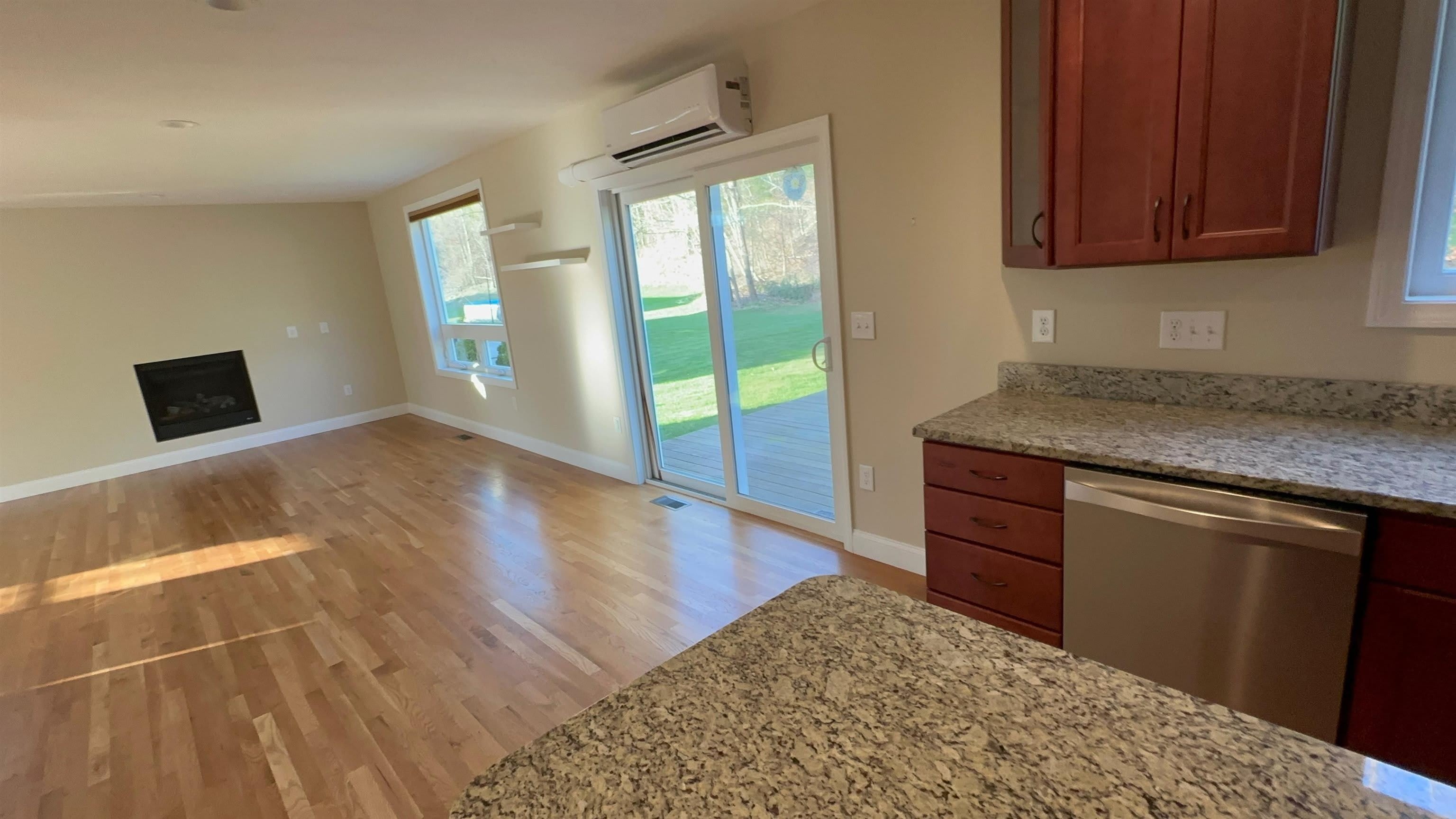 37 Schwinn Drive – photo 2