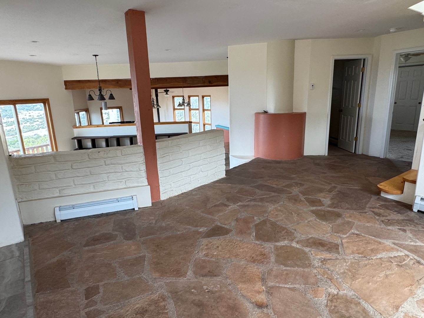 3 Bedroom, 3 Bathroom Home in Edgewood – photo 4