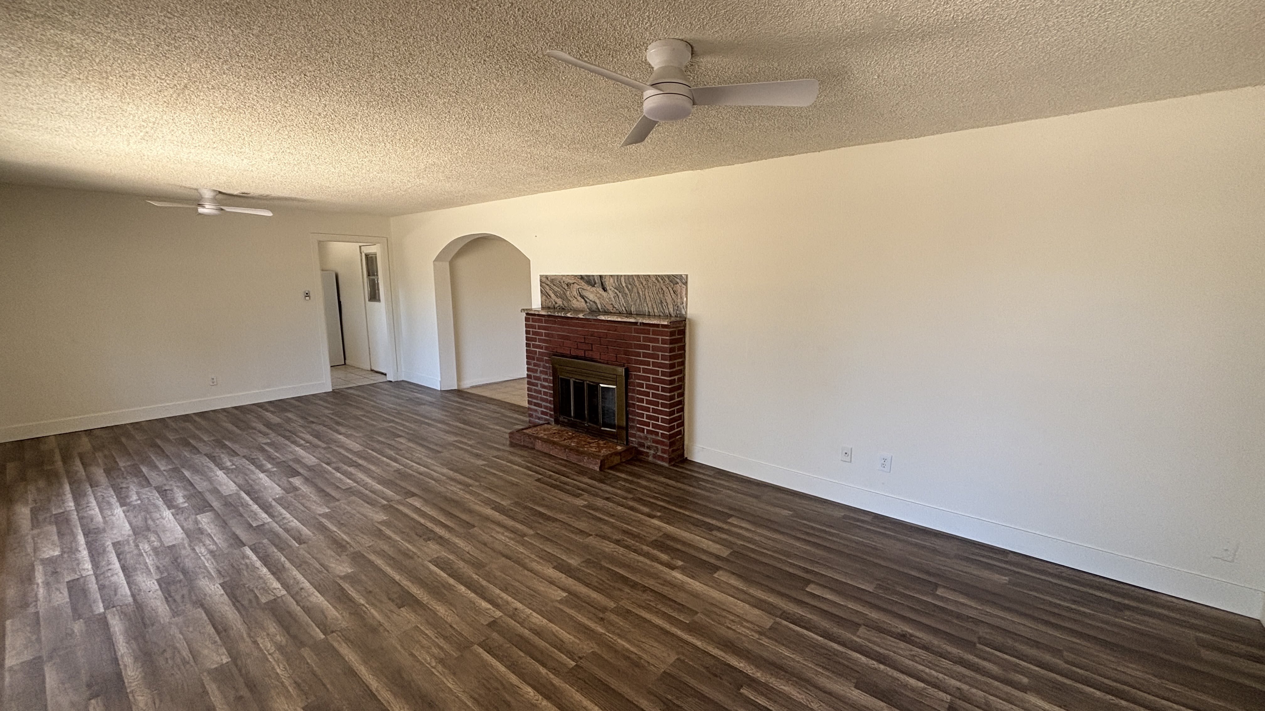 2528 E Hartford Ave – photo 3