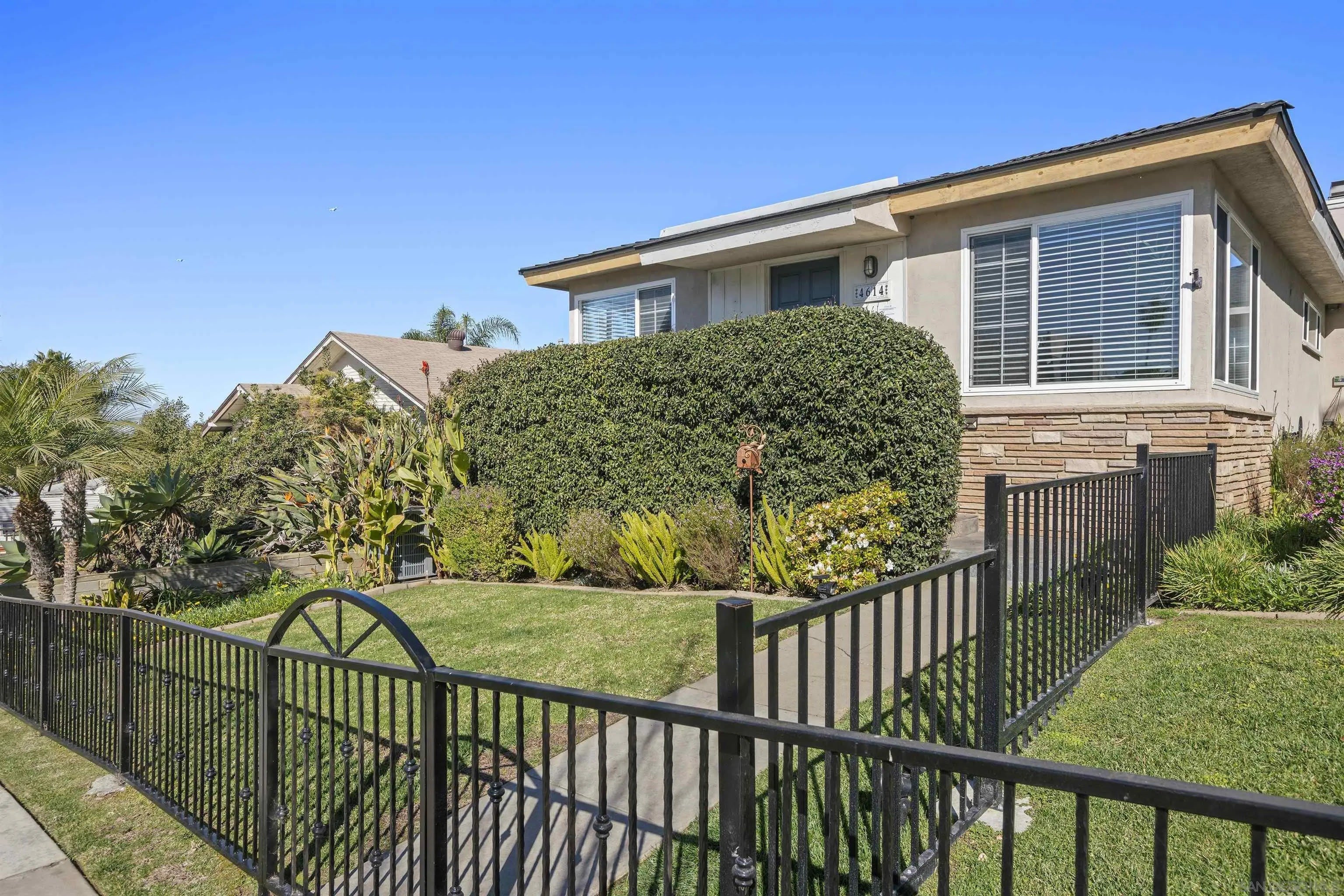 4614 Saratoga Ave – photo 3