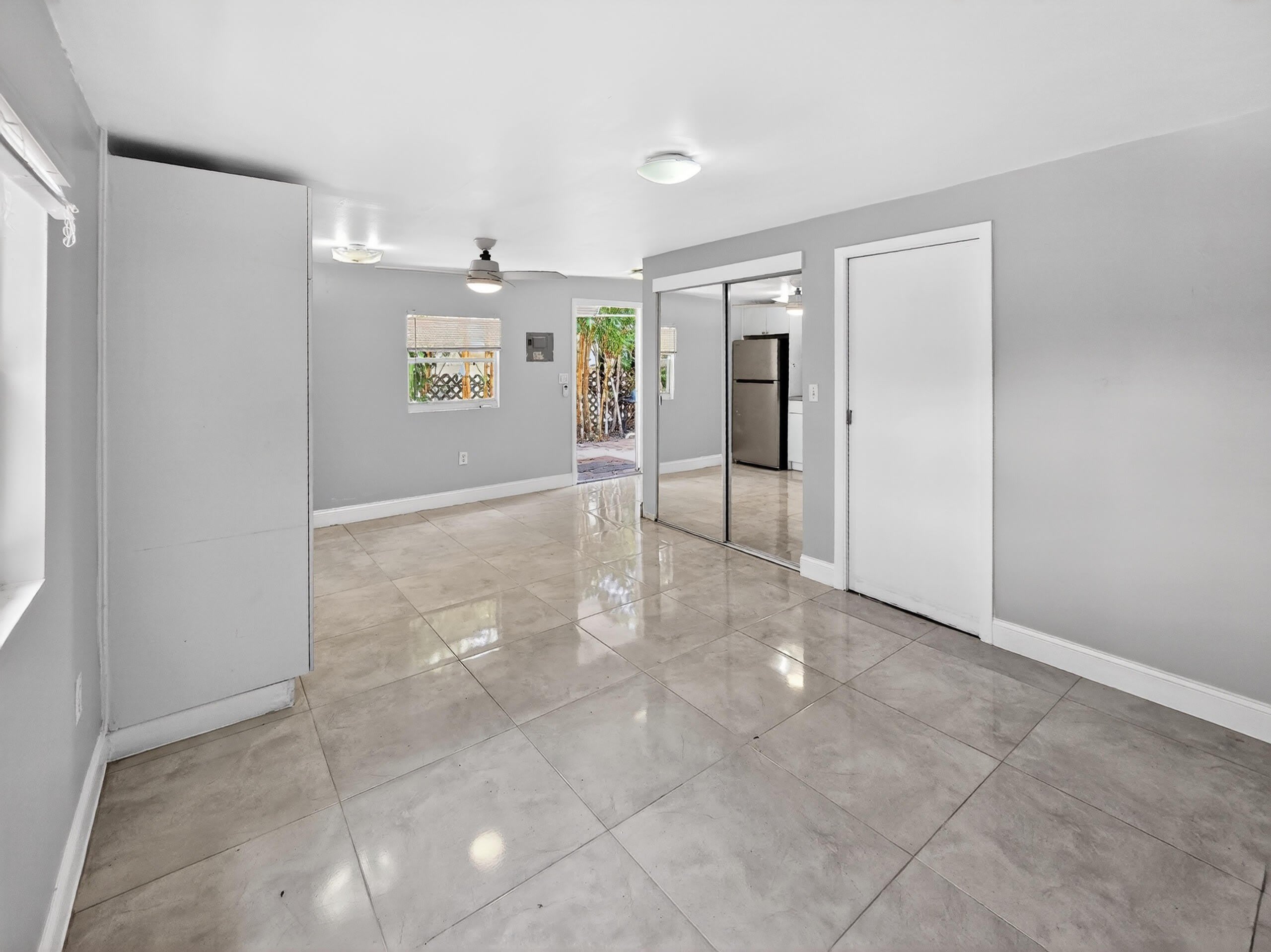 2426 Ne 184Th Street – photo 5