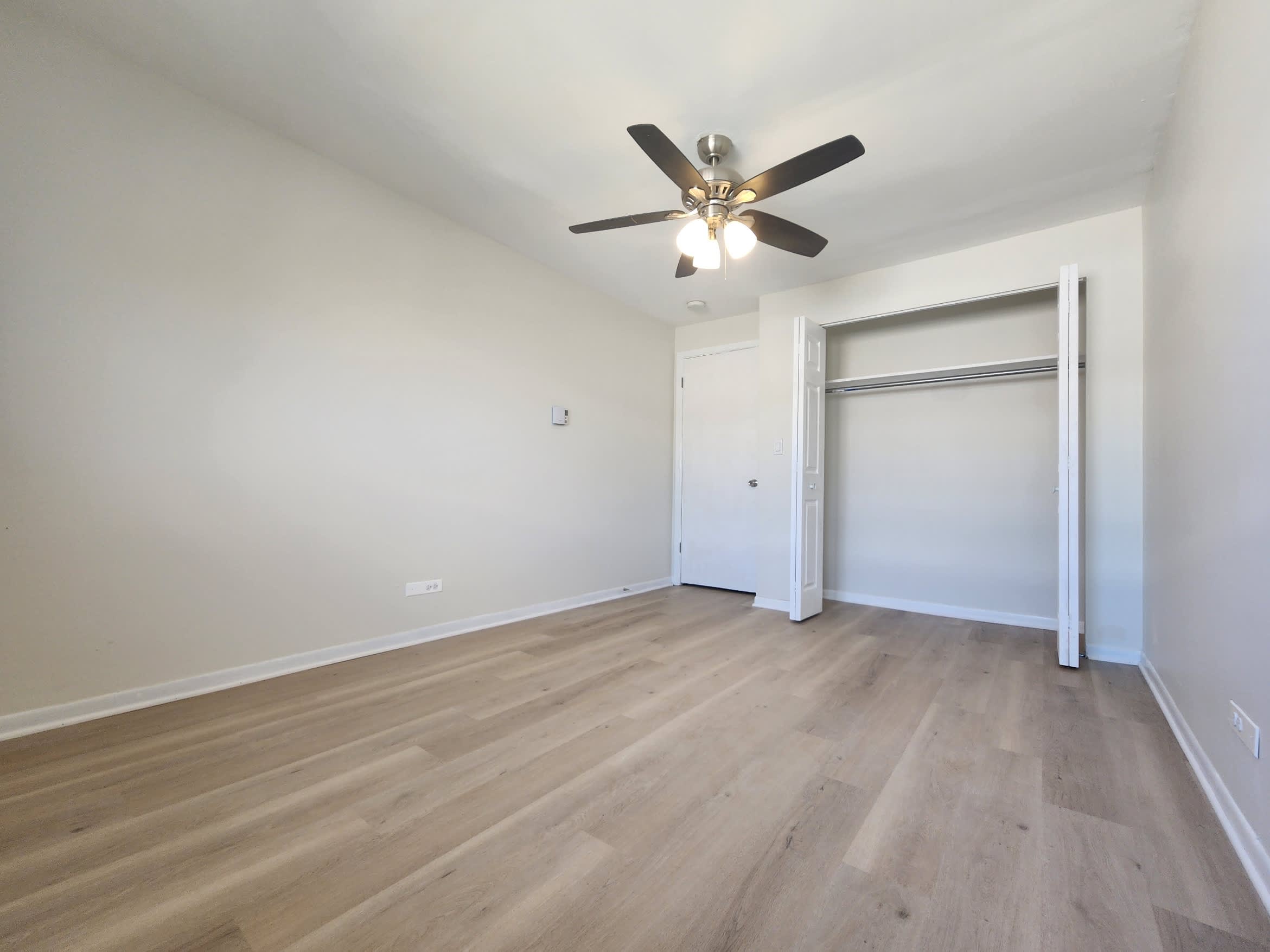 7432 Washington St – photo 4