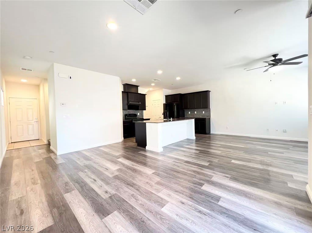 1146 Bobby Basin Avenue – photo 3