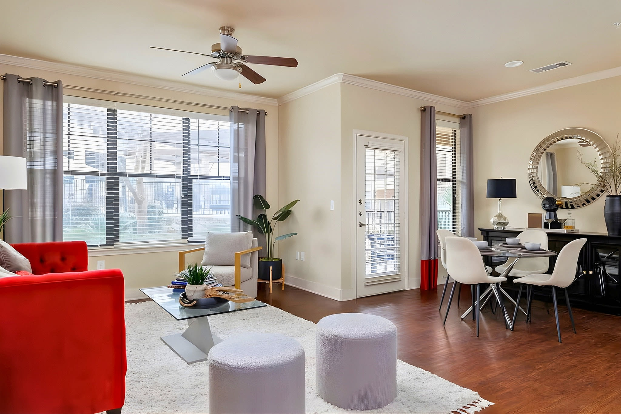 Ladera Apartment Homes – photo 2