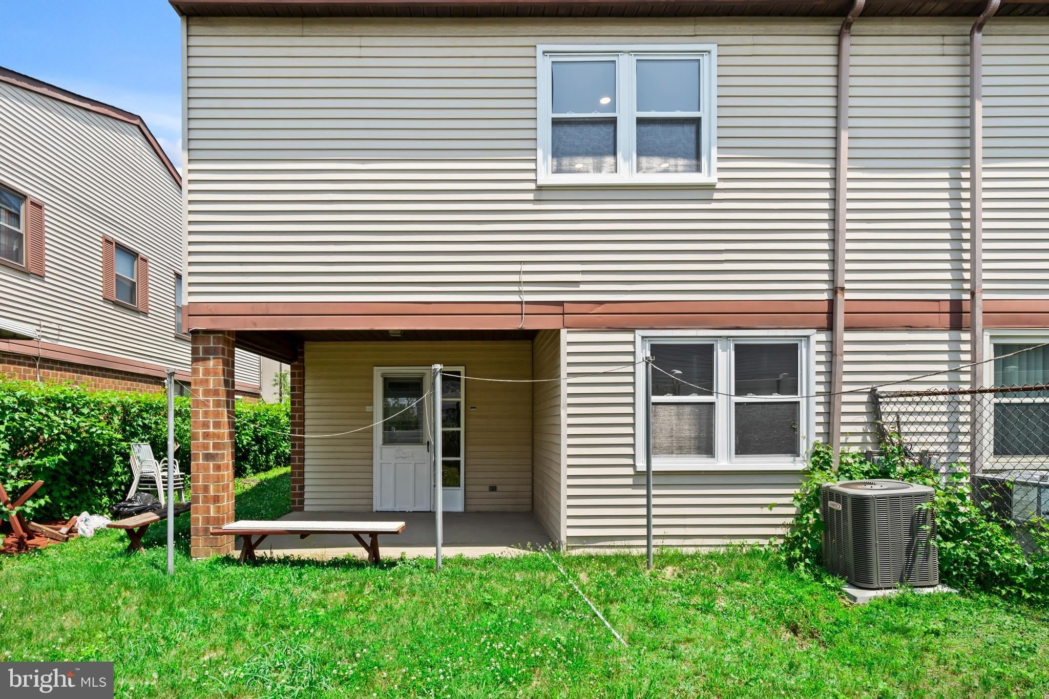 826 Hendrix Street – photo 5