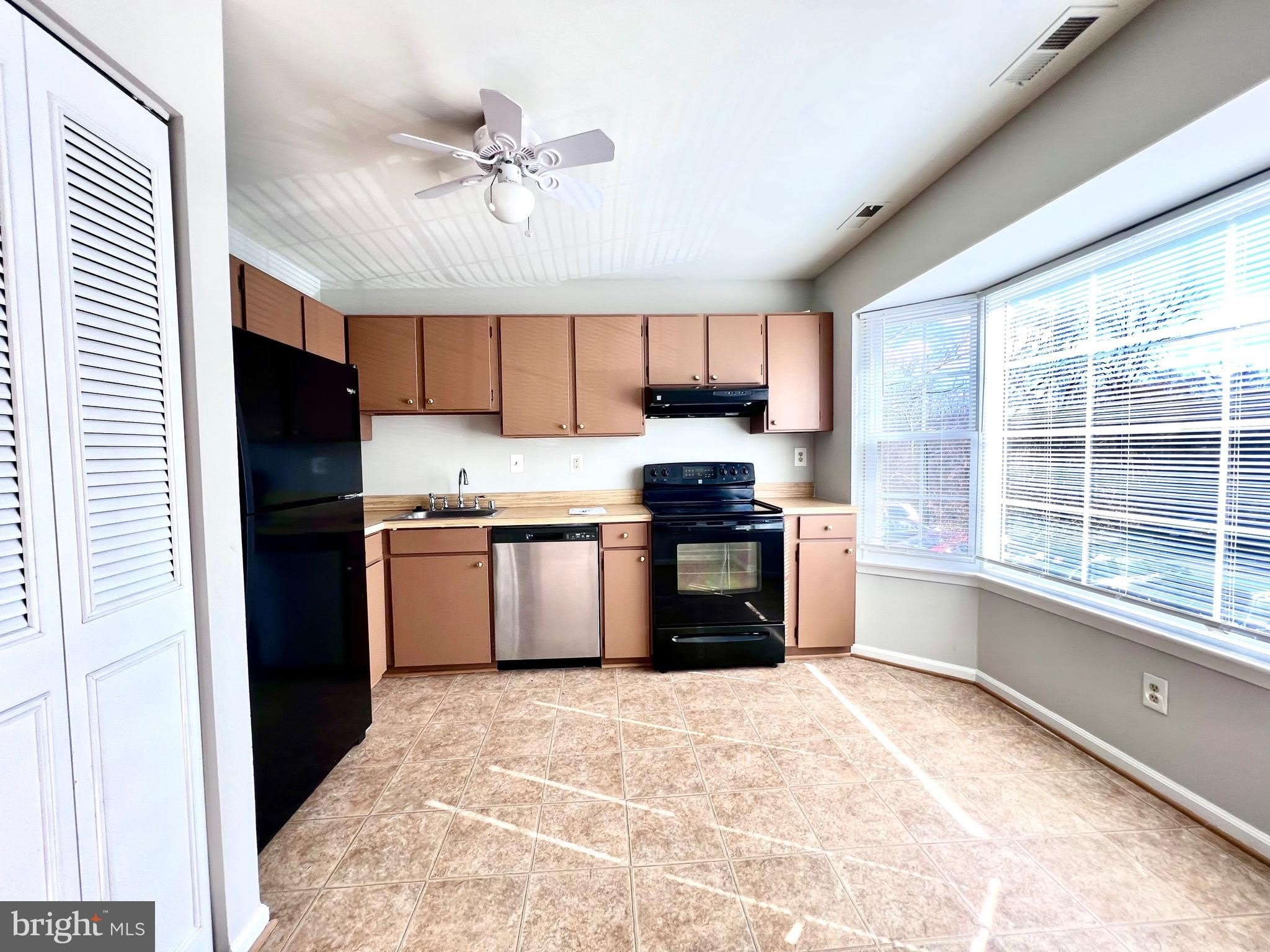 13710 AUTUMN VALE Court – photo 5