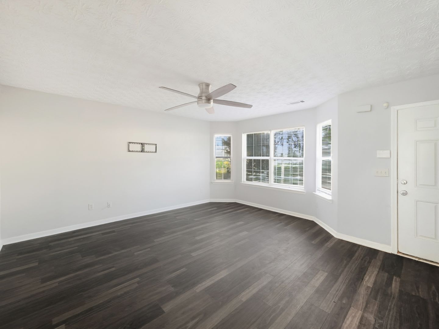Updated 3BR Townhome Minutes from I-75, Airport & Downtown Atlanta – photo 5