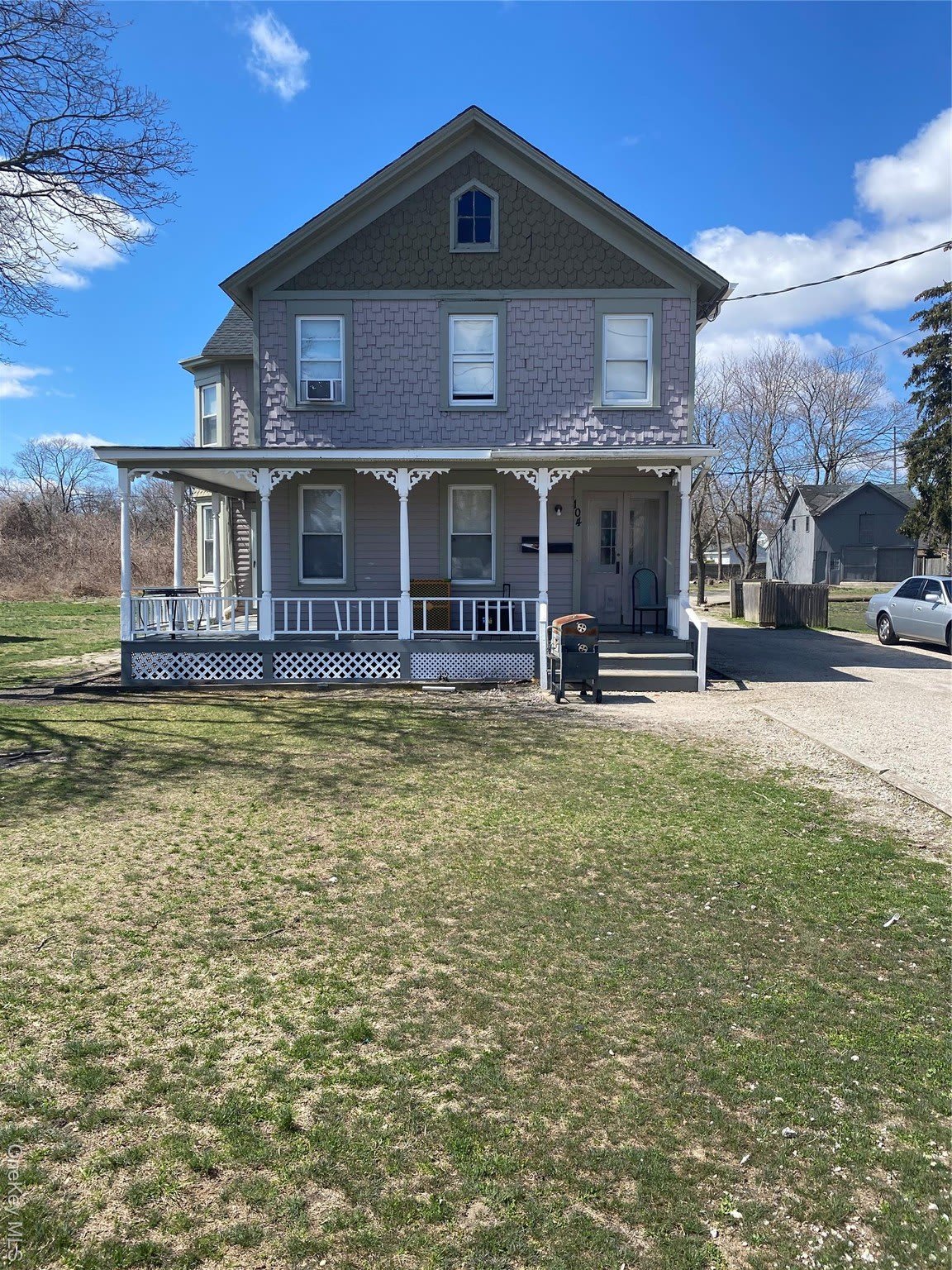 104 River Avenue – photo 1