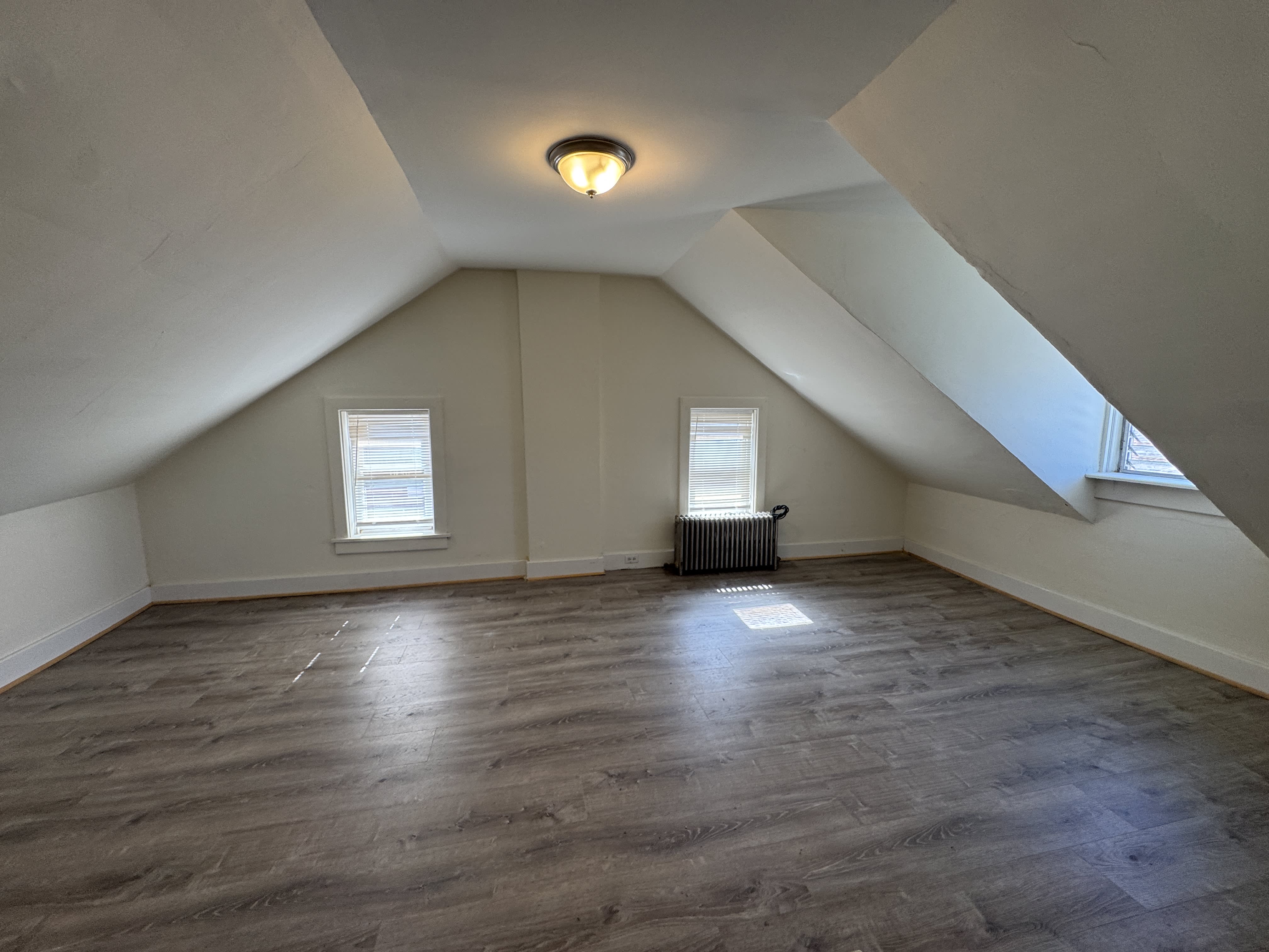 581 Guilford St – photo 5