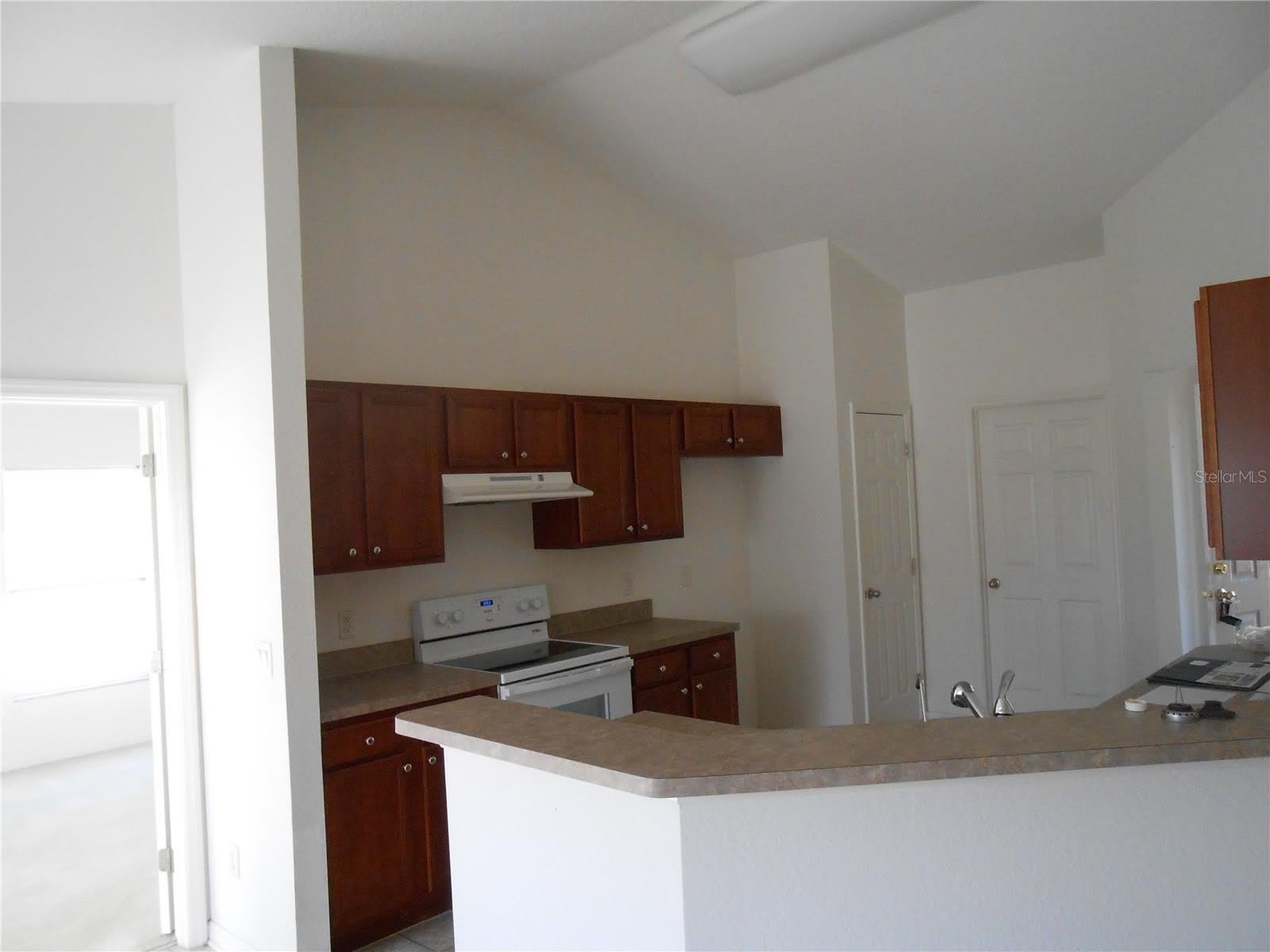 1871 CALAHAN Avenue – photo 3
