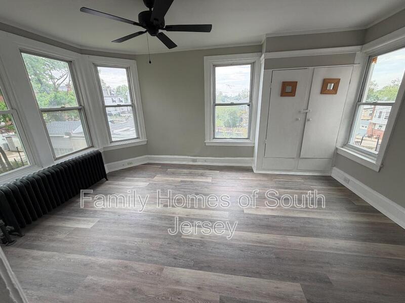 106 N 9th St – photo 2